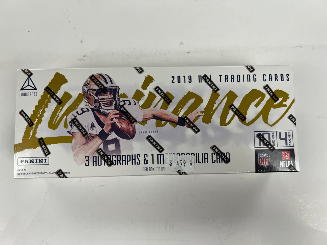 2019 Luminance Football Hobby Box